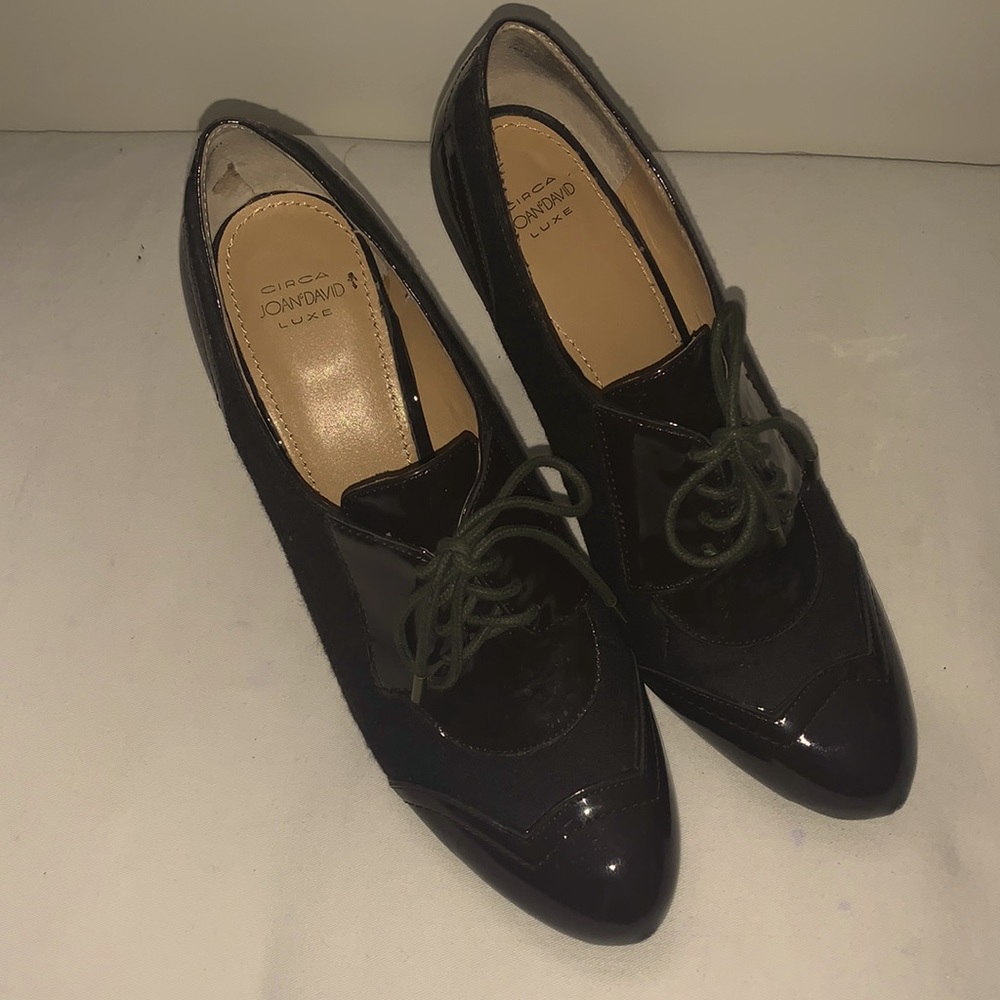Women Circa Joan & David shoes